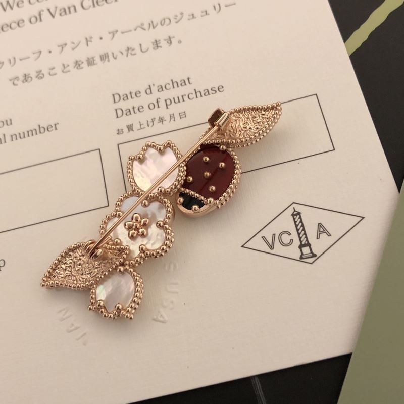 Vca Brooches